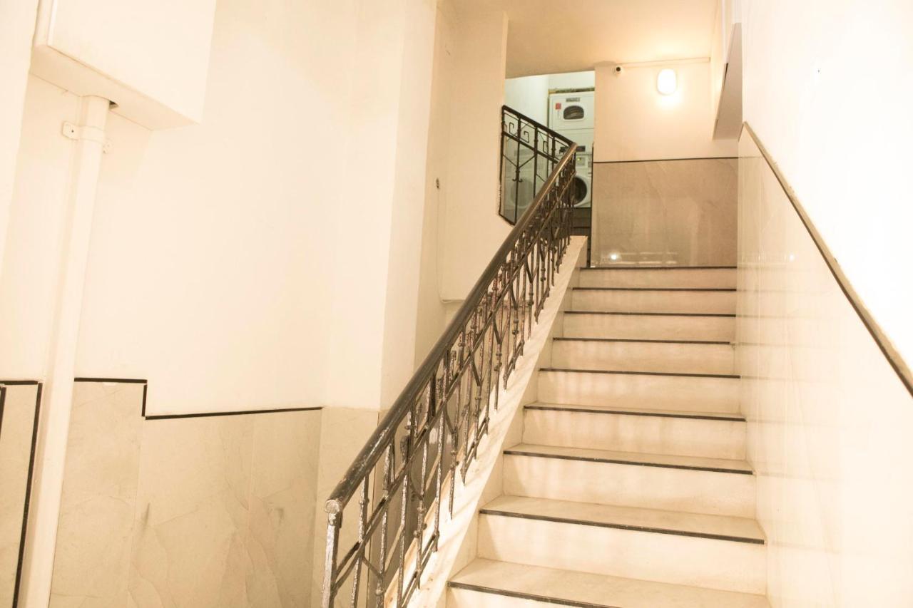 Bauhaus Stylish Apartments - By Bookiz Tel-Aviv Extérieur photo