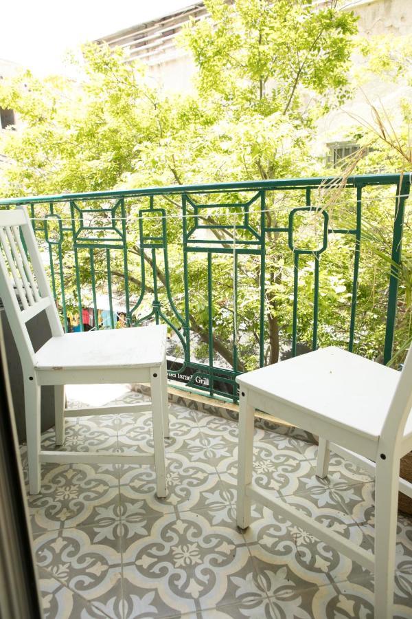 Bauhaus Stylish Apartments - By Bookiz Tel-Aviv Extérieur photo